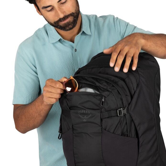 Farpoint™ 55 Travel Pack - US 8210